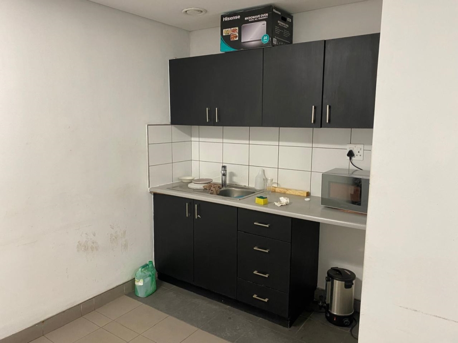To Let commercial Property for Rent in Airport Industria Western Cape